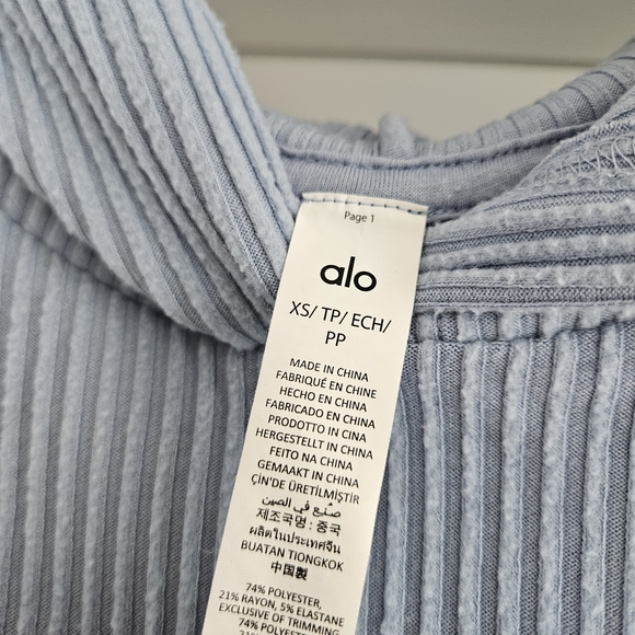 ALO YOGA Women's Muse Hoodie Size XS In Celestial Blue - Picture 4 of 6